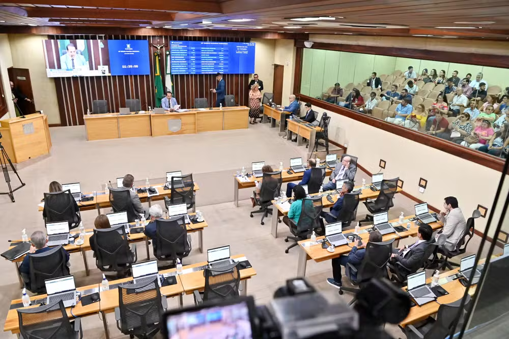 image-1 Deputados do RN aprovam aumento de 3,62% nos salários dos professores da rede estadual