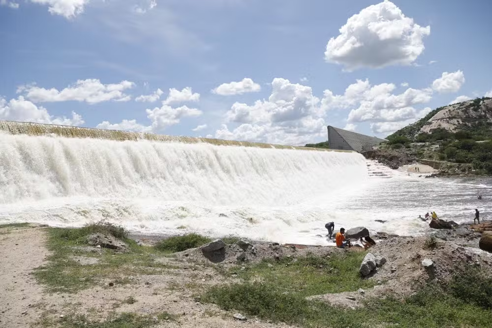 image-9 Chuvas e sangria atrasam conclusão da parede da barragem de Oiticica, diz governo do RN